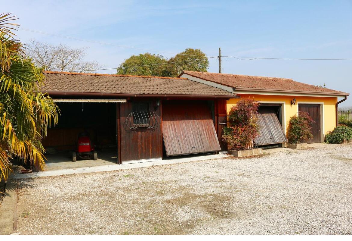 LEGNAGO VILLA SINGOLA