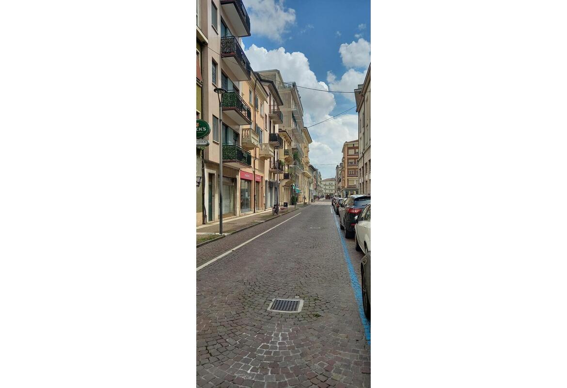 LOCALE IN AFFITTO CENTRO LEGNAGO