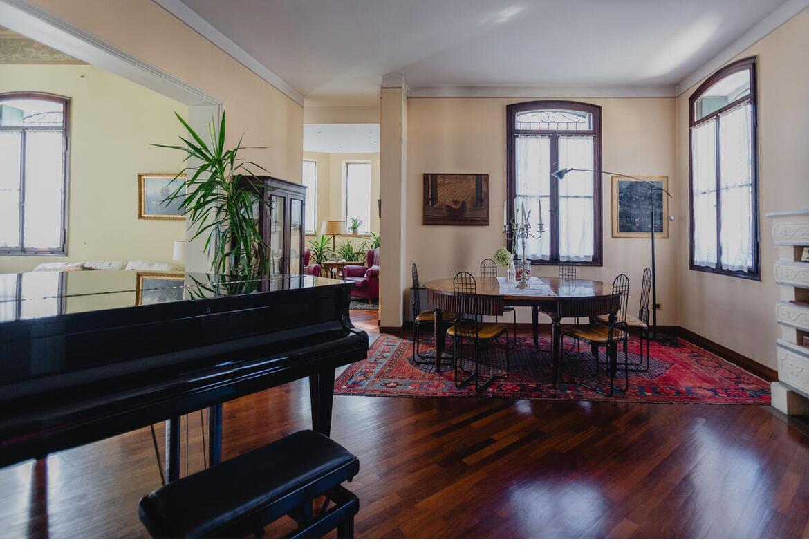 VILLA SIGNORILE ZONA CENTRO