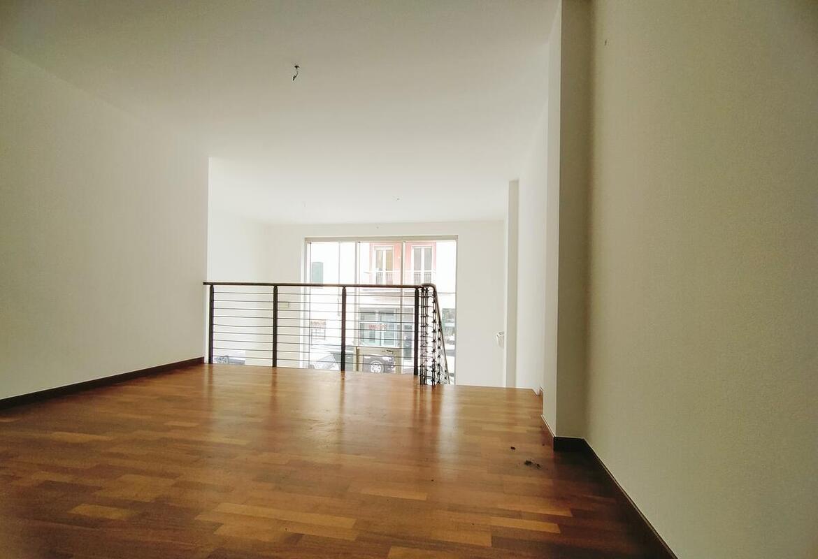 AFFITTO LOCALE COMMERCIALE ZONA CENTRALISSIMA