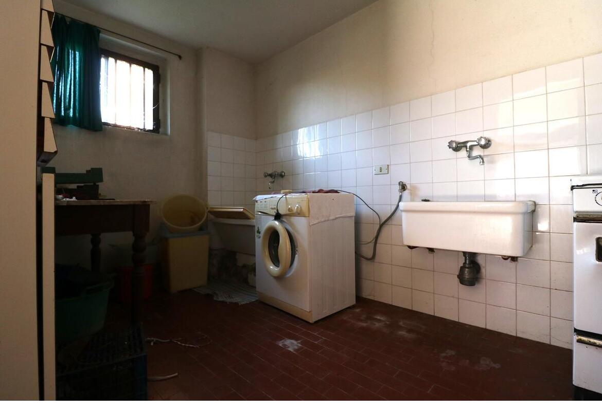 PORZIONE DI BIFAMILIARE