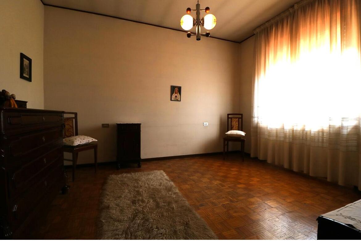 PORZIONE DI BIFAMILIARE