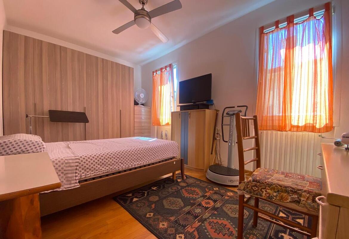 VILLETTA A SCHIERA CON GARAGE DOPPIO