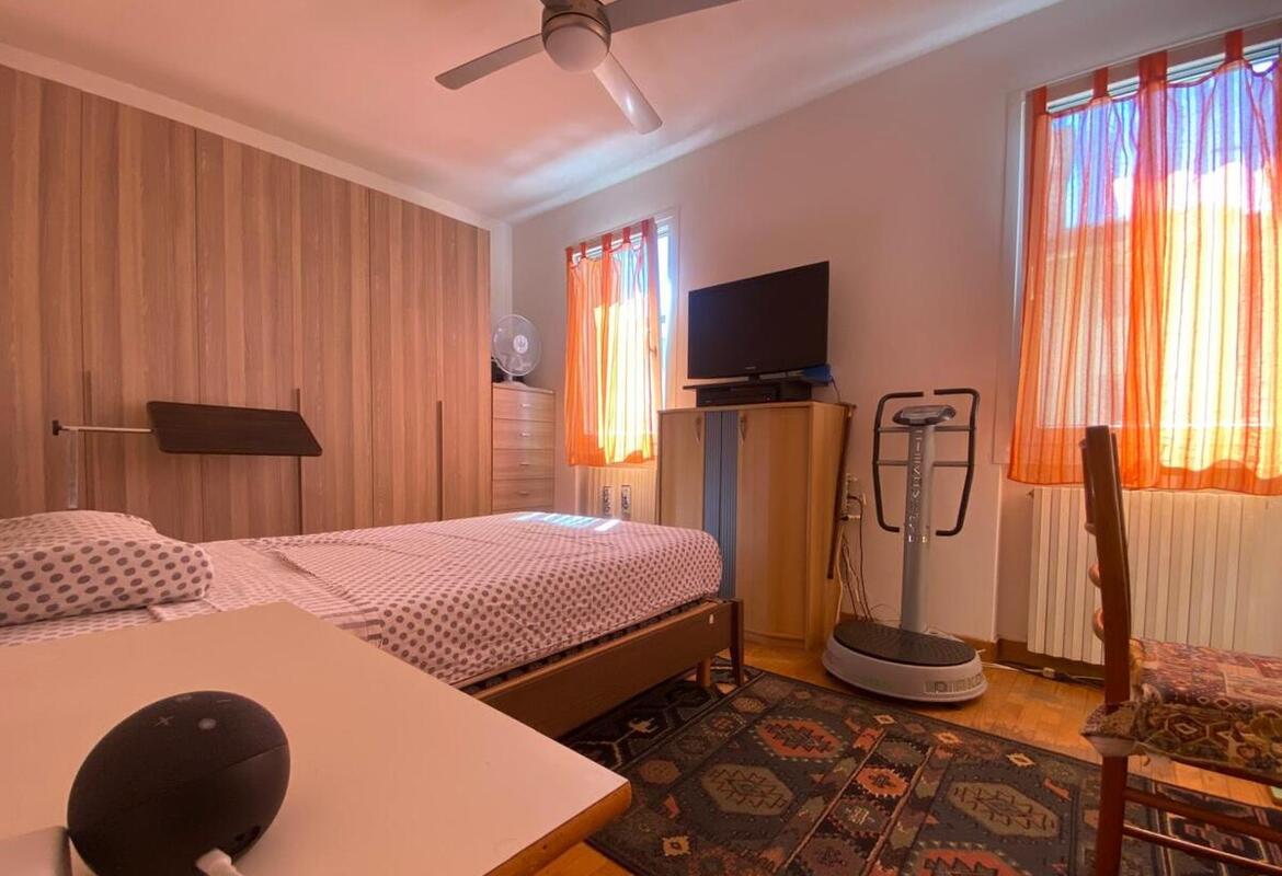 VILLETTA A SCHIERA CON GARAGE DOPPIO