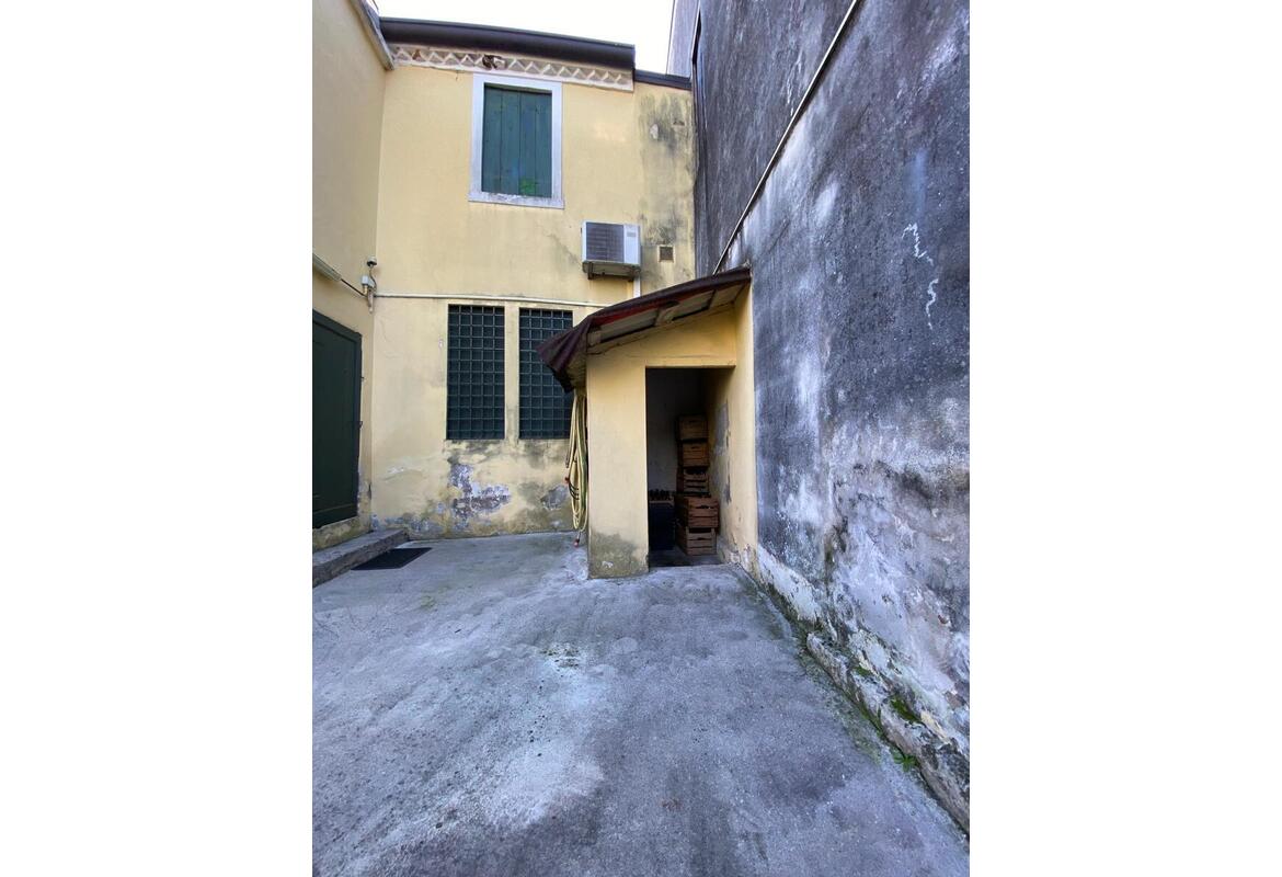 Villetta a schiera ad angolo