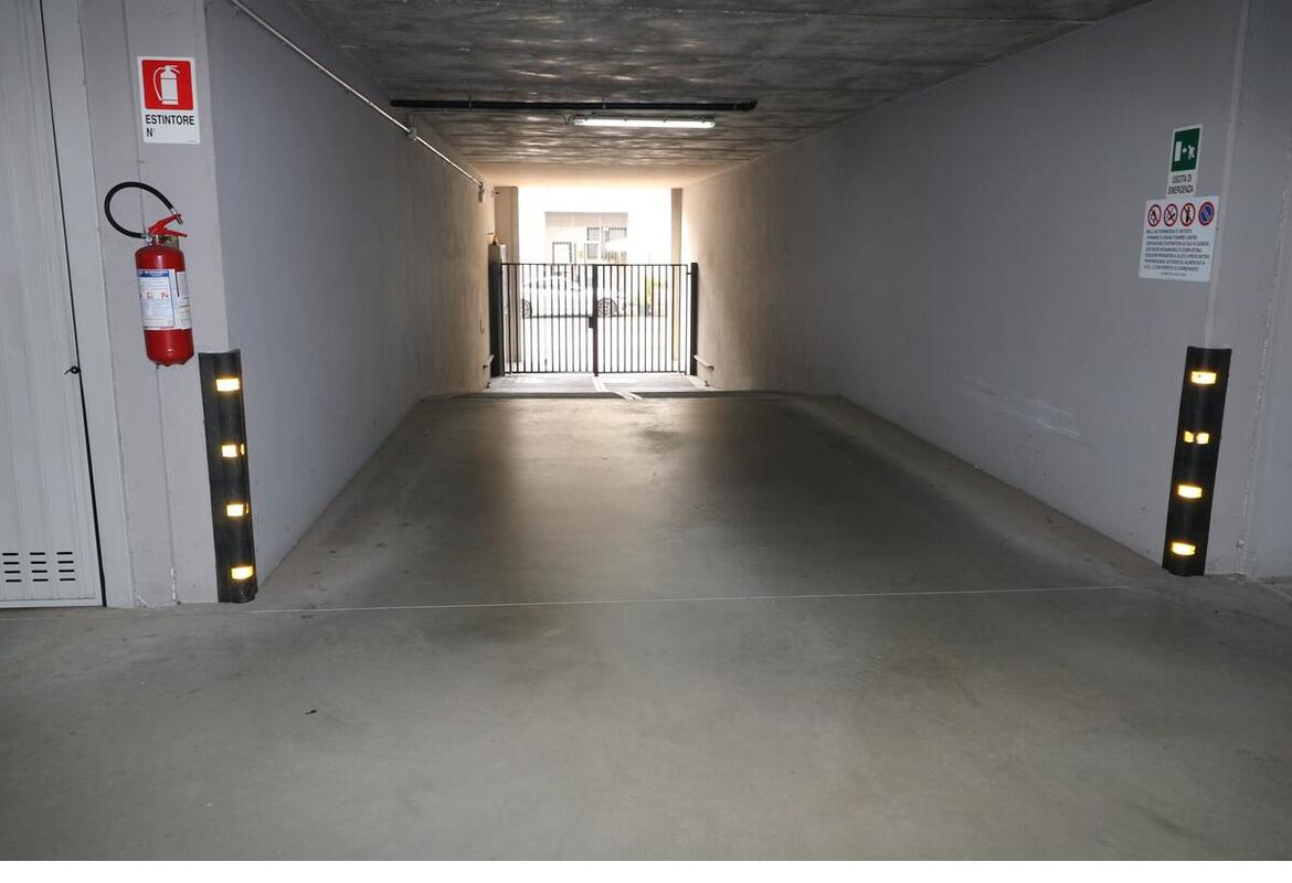 APPARTAMENTO TRILOCALE CON GARAGE DOPPIO