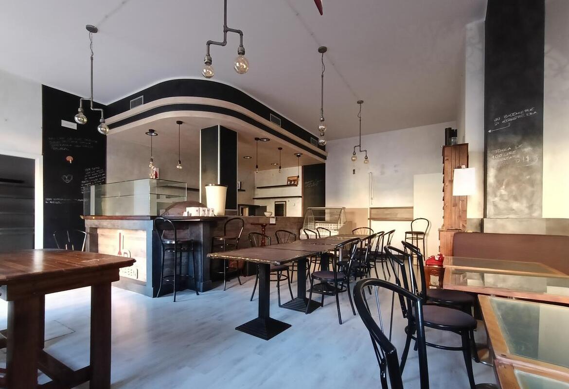 LOCALE COMMERCIALE ZONA CENTRALE