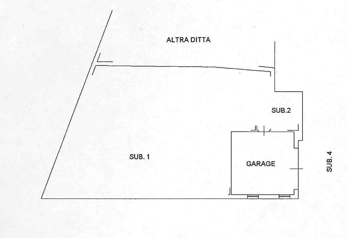APPARTAMENTO E NEGOZIO