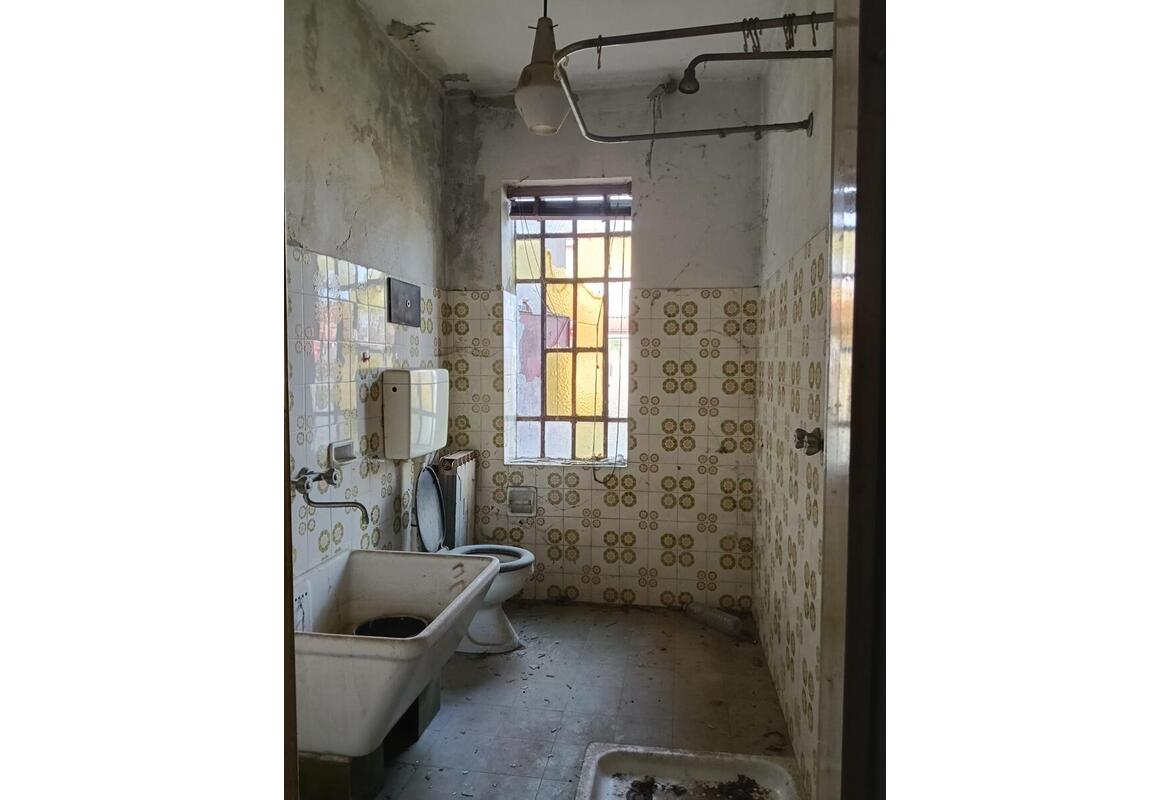 RUSTICO INDIPENDENTE CON GIARDINO E TERRENO
