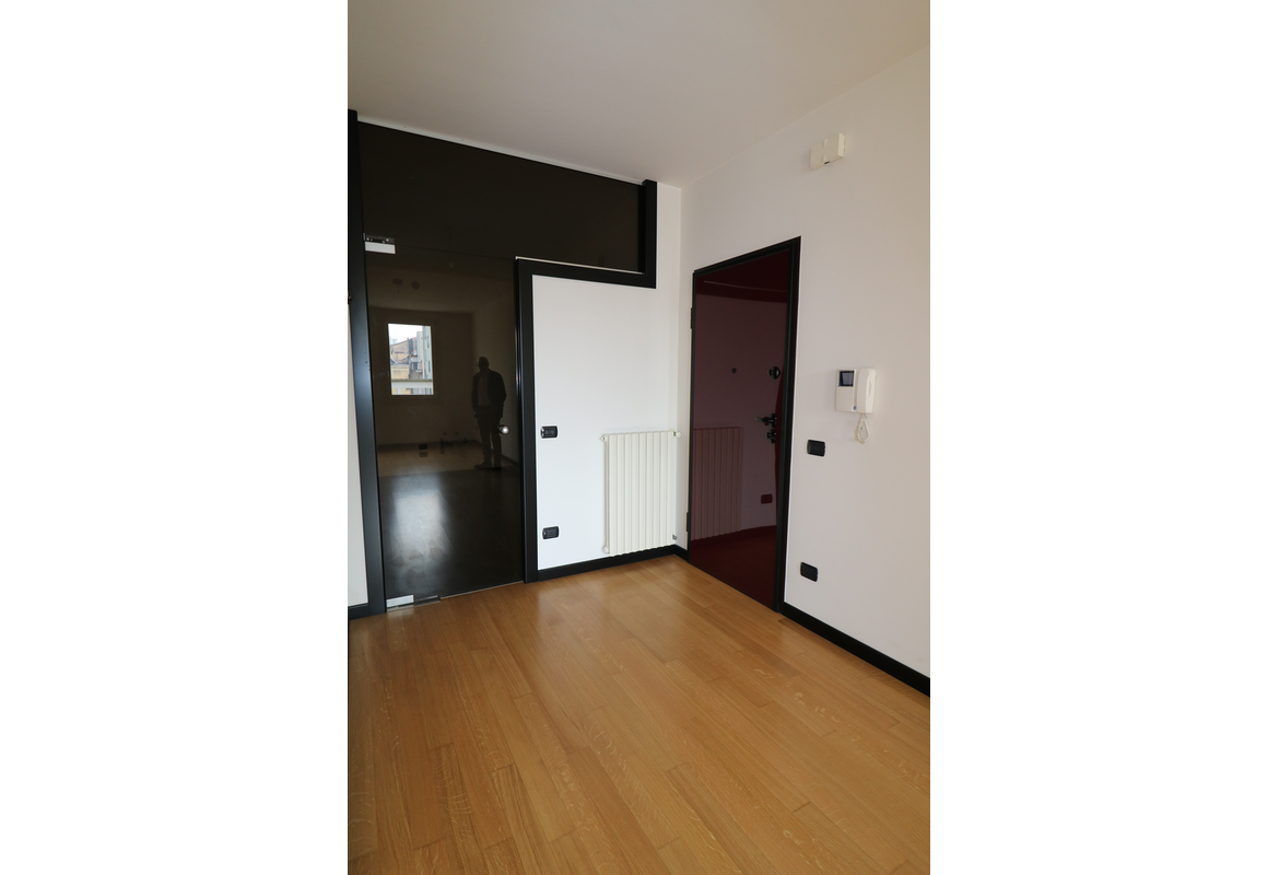 APPARTAMENTO TRILOCALE CON GARAGE DOPPIO ZONA CENTRALISSIMA