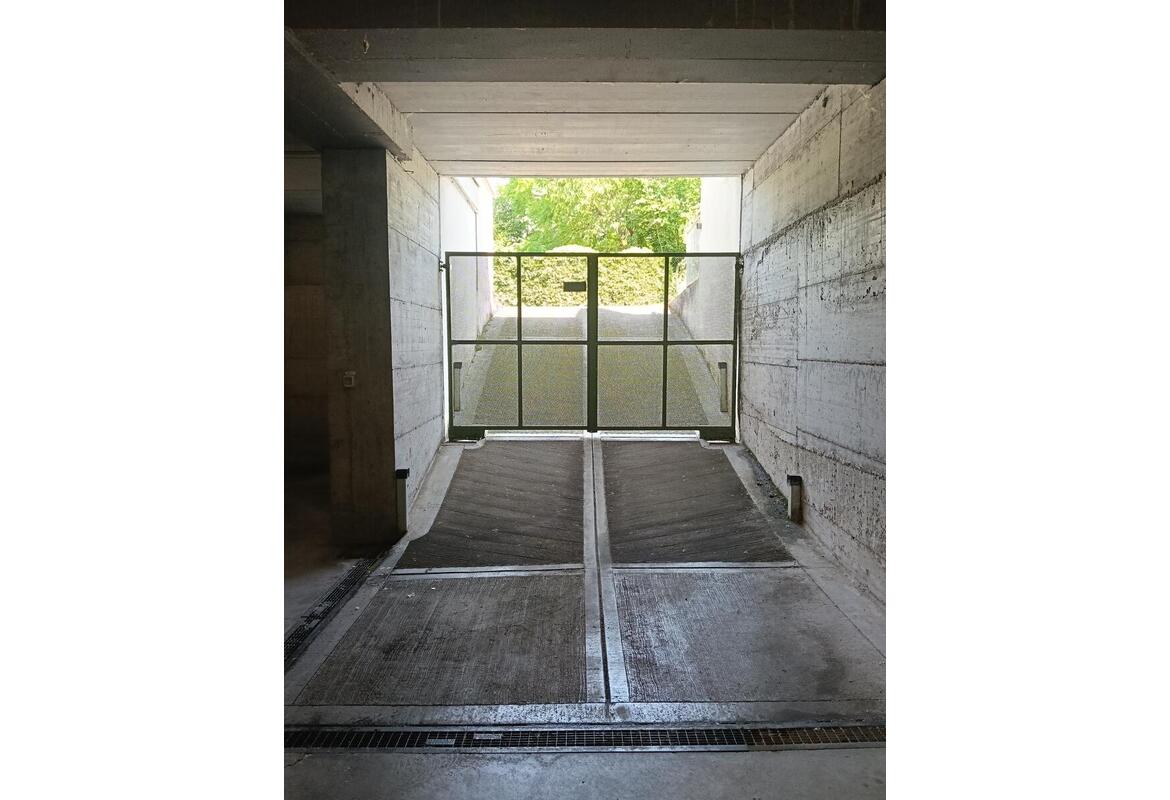 AMPIO BILOCALE CON TERRAZZA E GARAGE