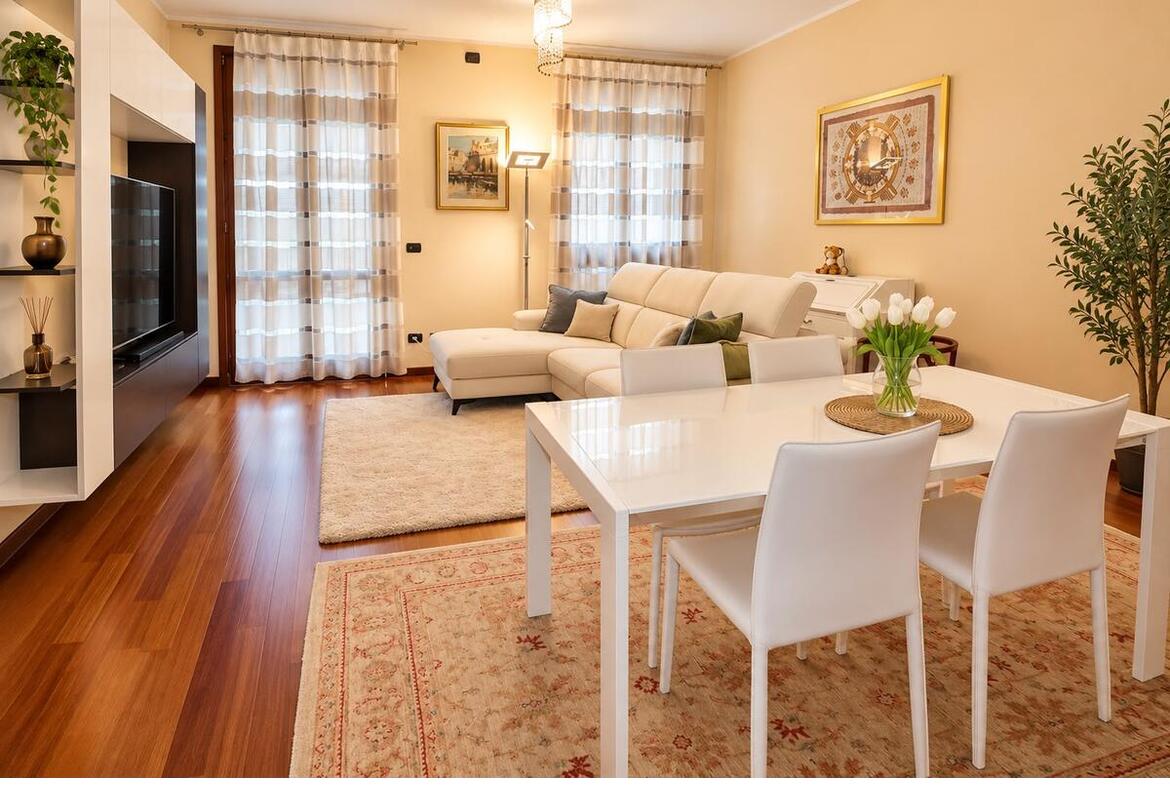 QUADRILOCALE CON GARAGE