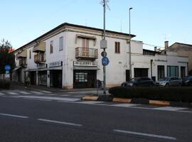 Casa indipendente In vendita