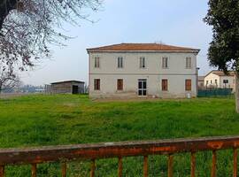 Casa indipendente In vendita