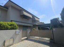 Casa semi indipendente In vendita