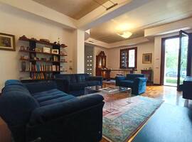 Casa indipendente In vendita