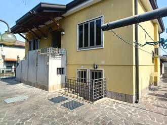 Casa indipendente In vendita